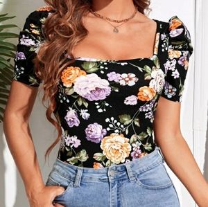 SHEIN Square Neck Floral Print Puff Sleeve Tee